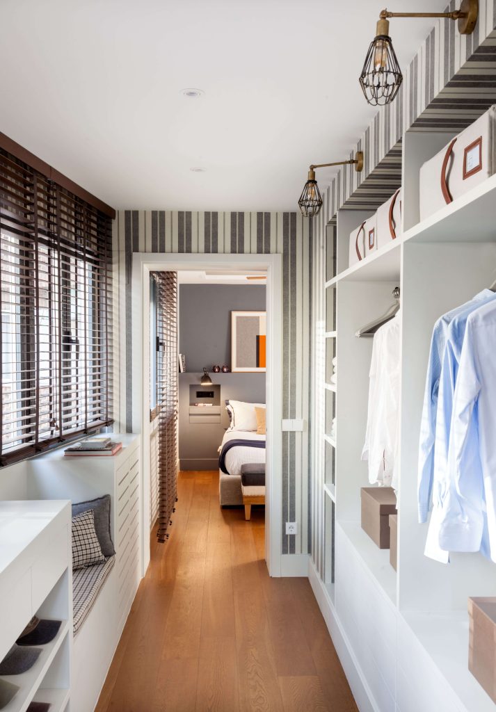 vestidor conectado con habitación